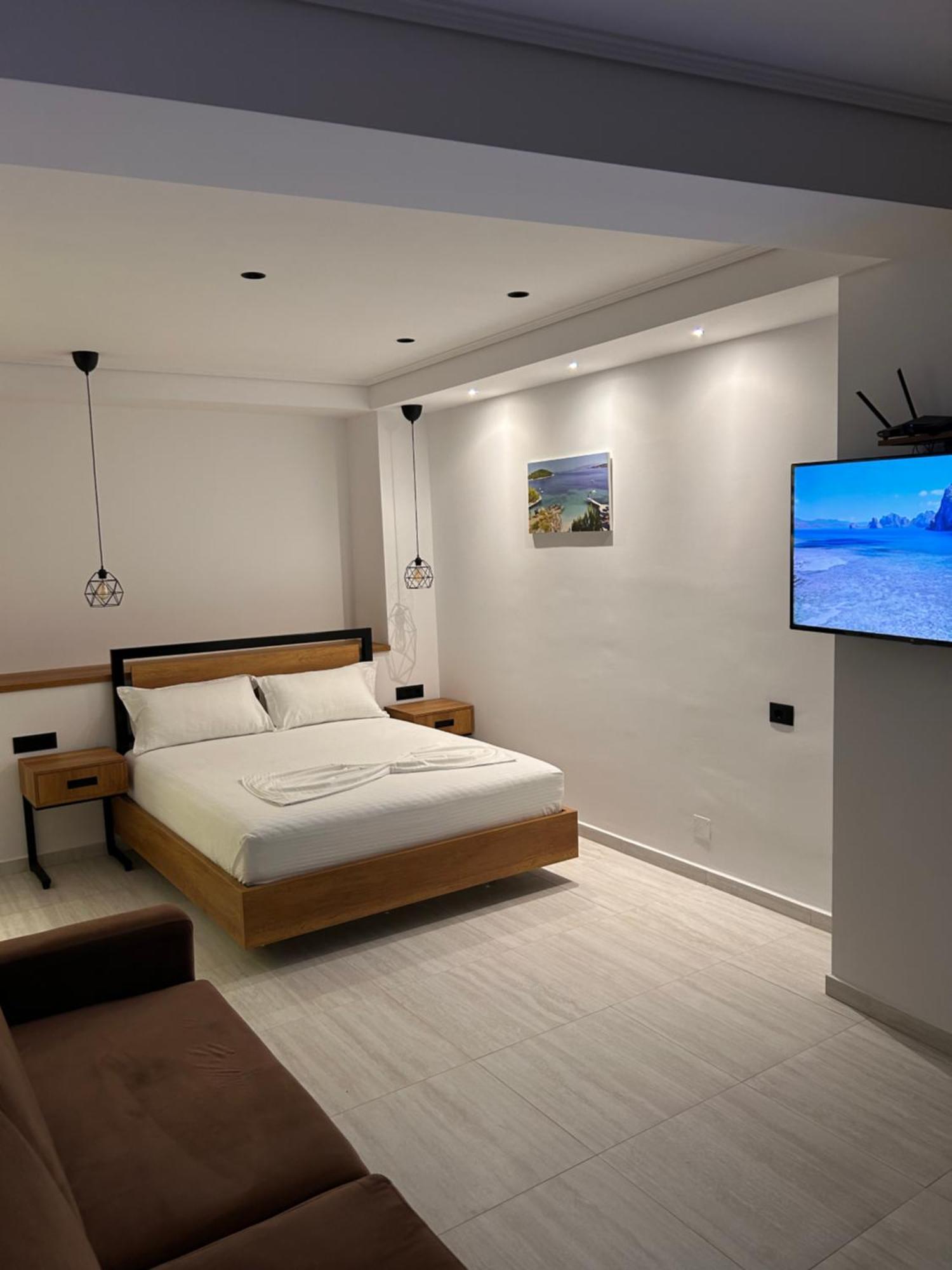 Crown Apartment ซารานเดอ ภายนอก รูปภาพ