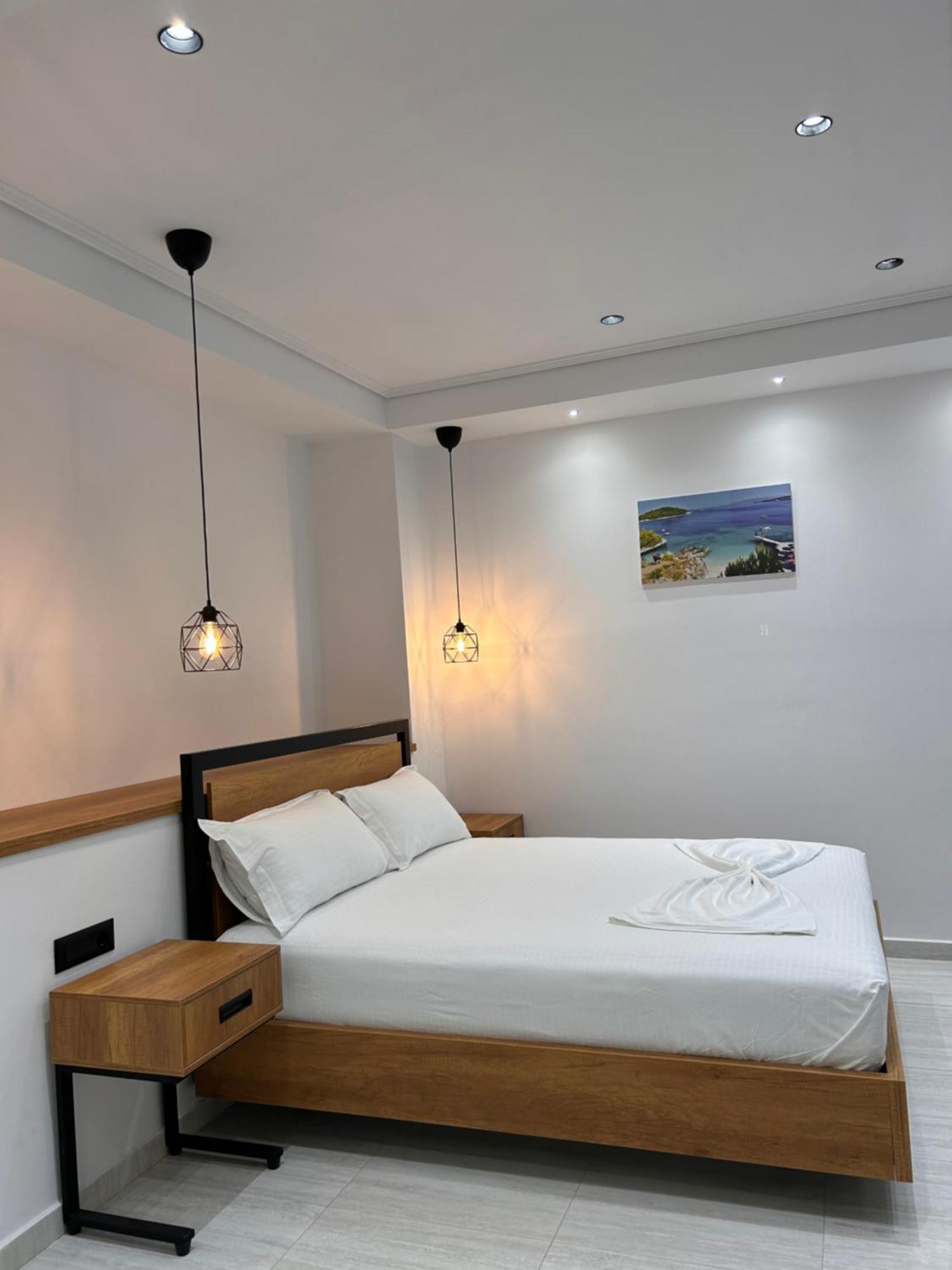 Crown Apartment ซารานเดอ ภายนอก รูปภาพ